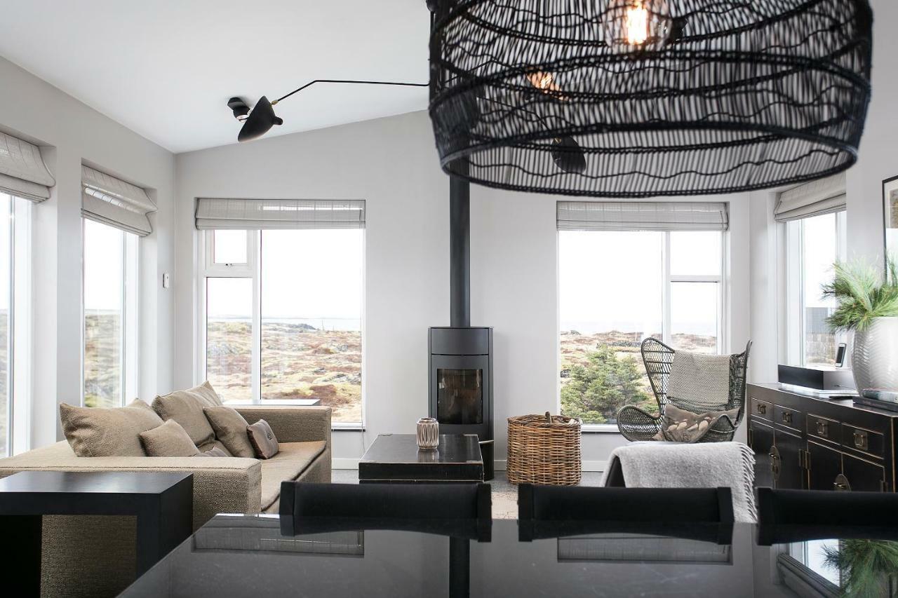 Hvassahraun Cabin By The Sea Vogar  ภายนอก รูปภาพ